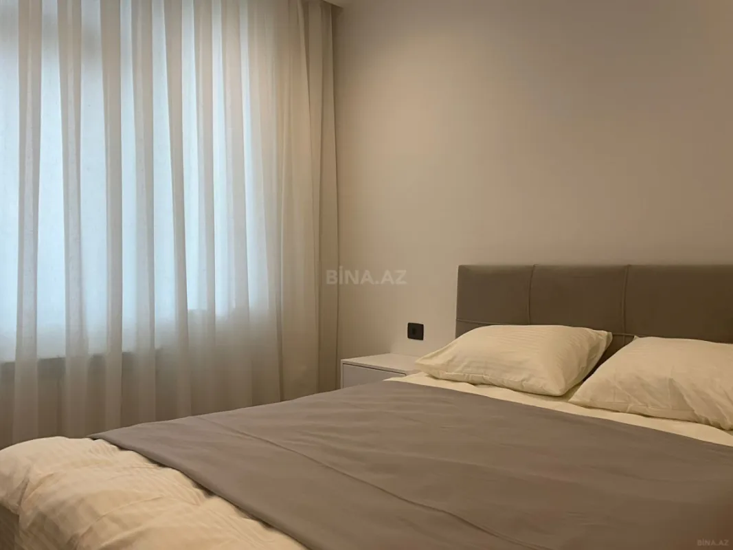 Satılır 2 otaqlı mənzil 69 m²