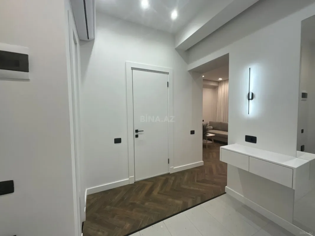 Satılır 2 otaqlı mənzil 69 m²