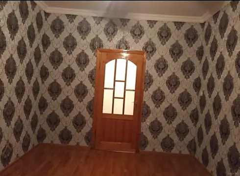 Satılır 4 otaqlı mənzil 100 m²