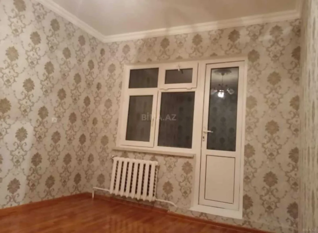 Satılır 4 otaqlı mənzil 100 m²