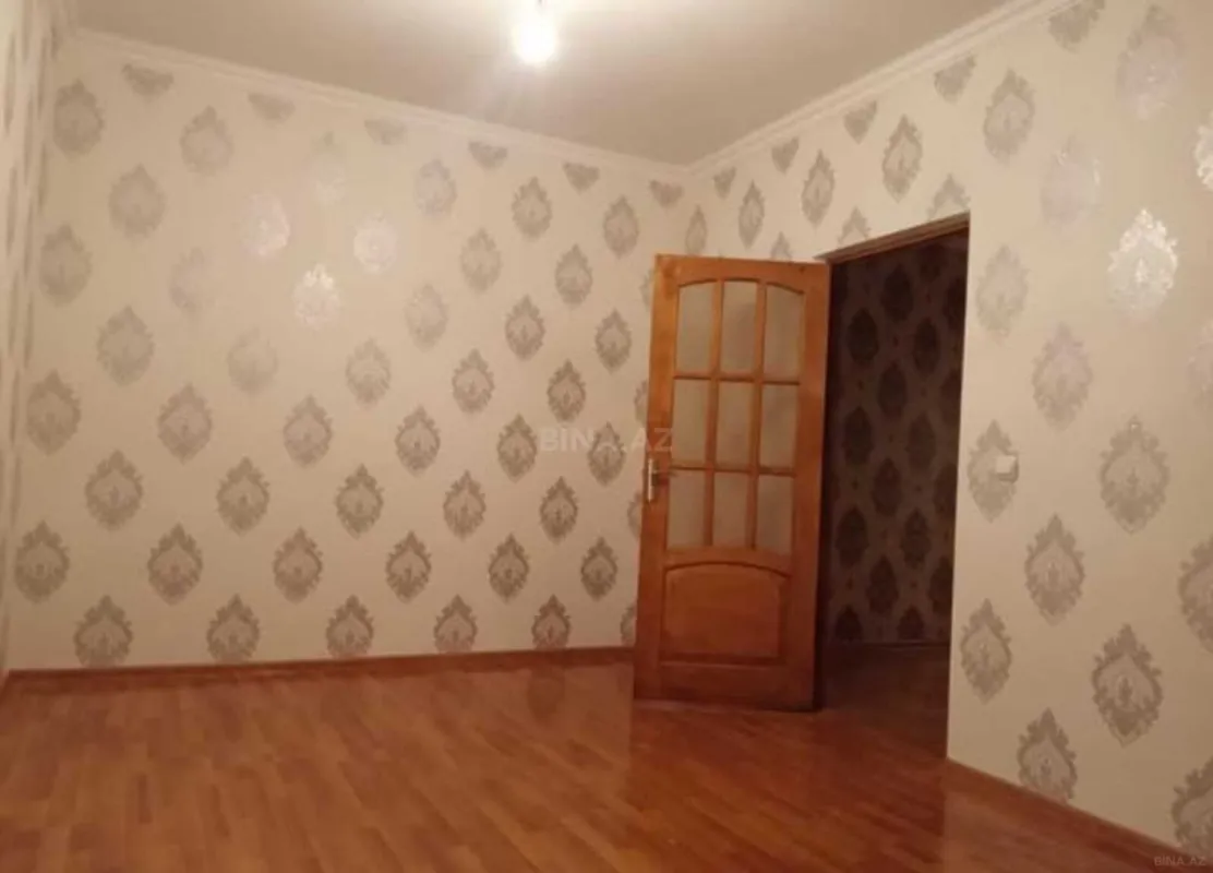 Satılır 4 otaqlı mənzil 100 m²