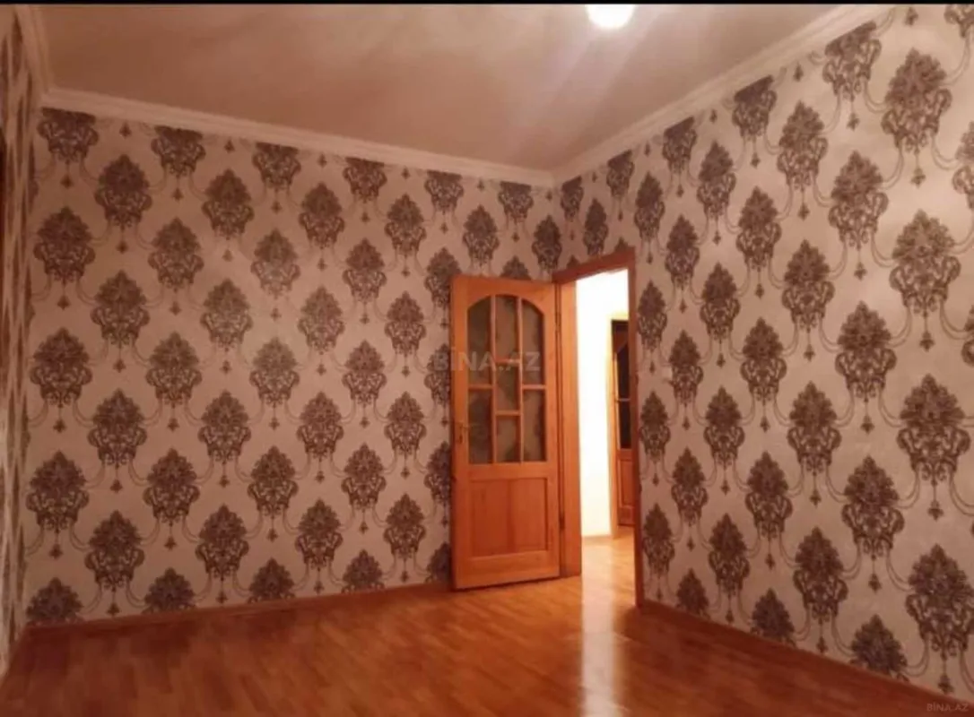 Satılır 4 otaqlı mənzil 100 m²
