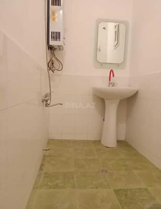 Satılır 4 otaqlı mənzil 100 m²