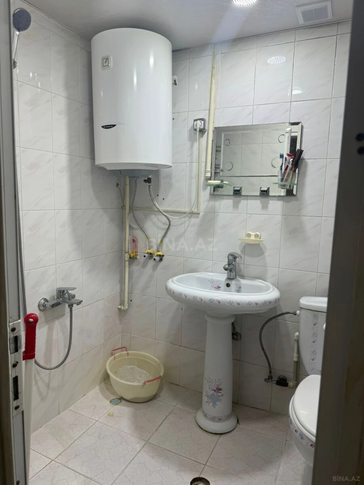 Kirayə verilir 3 otaqlı mənzil 65 m²