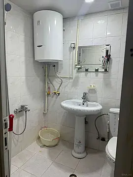 Kirayə verilir 3 otaqlı mənzil 65 m²