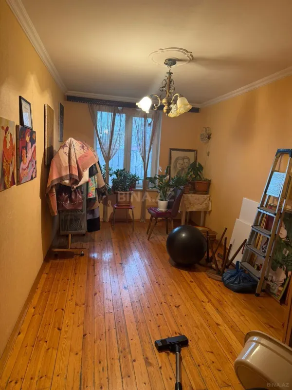 Kirayə verilir 3 otaqlı mənzil 65 m²