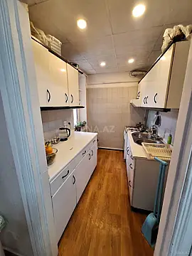 Satılır 4 otaqlı mənzil 120 m²