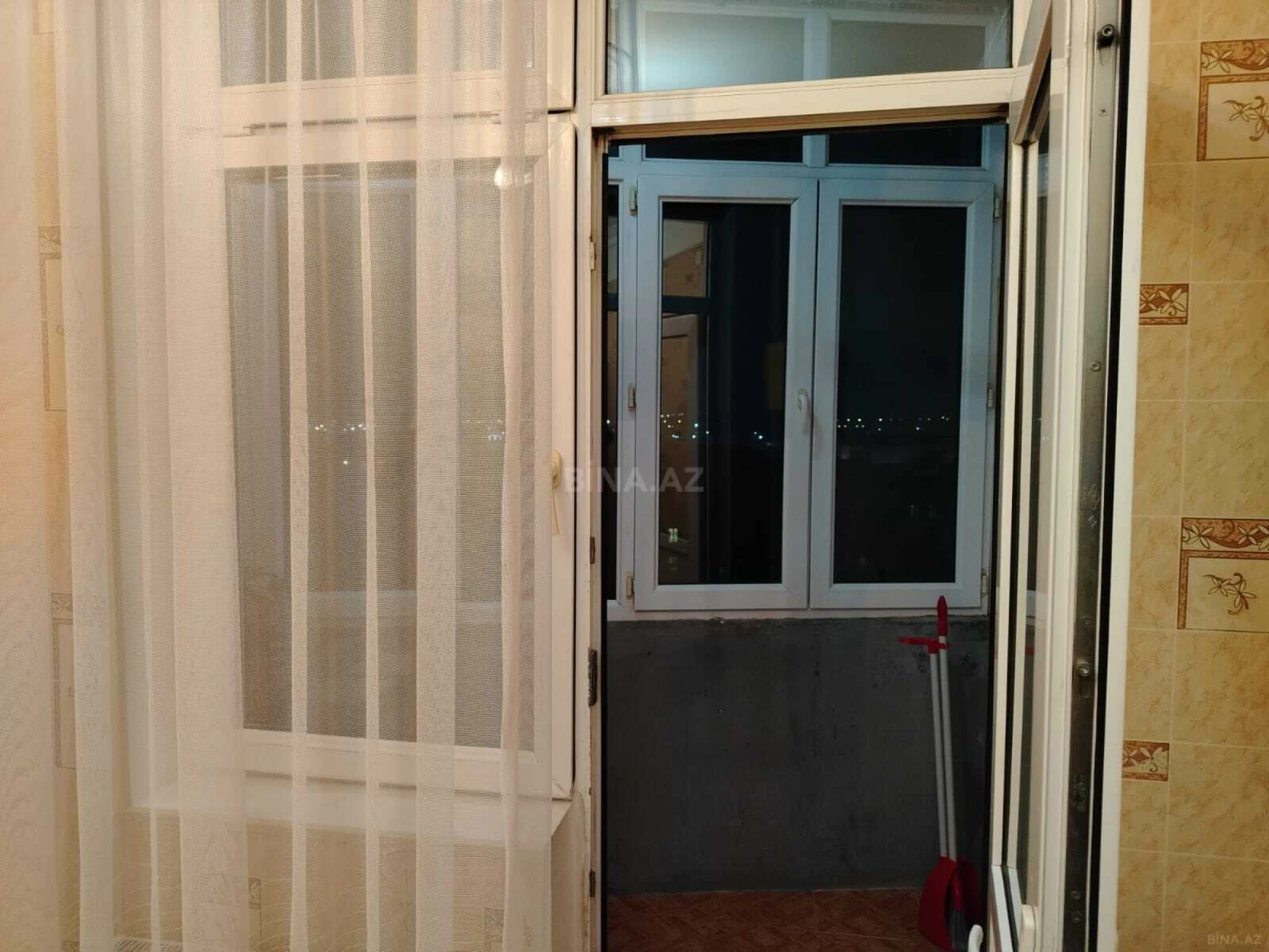 Satılır 2 otaqlı mənzil 64 m²