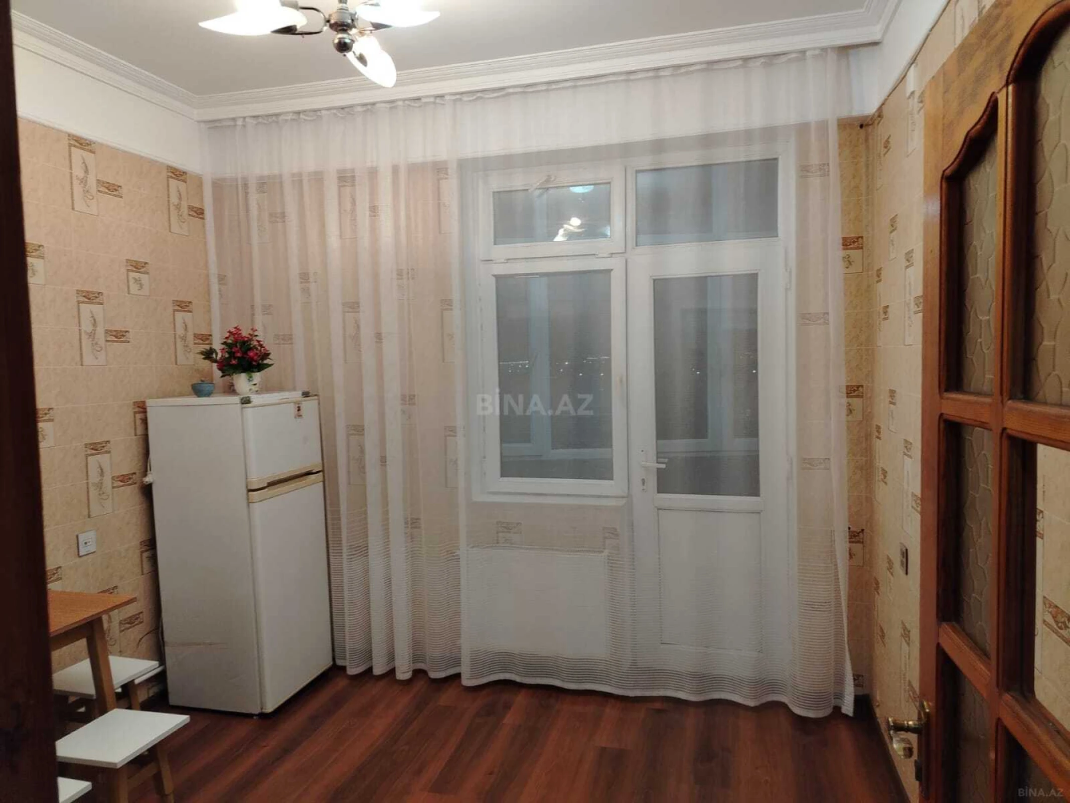 Satılır 2 otaqlı mənzil 64 m²