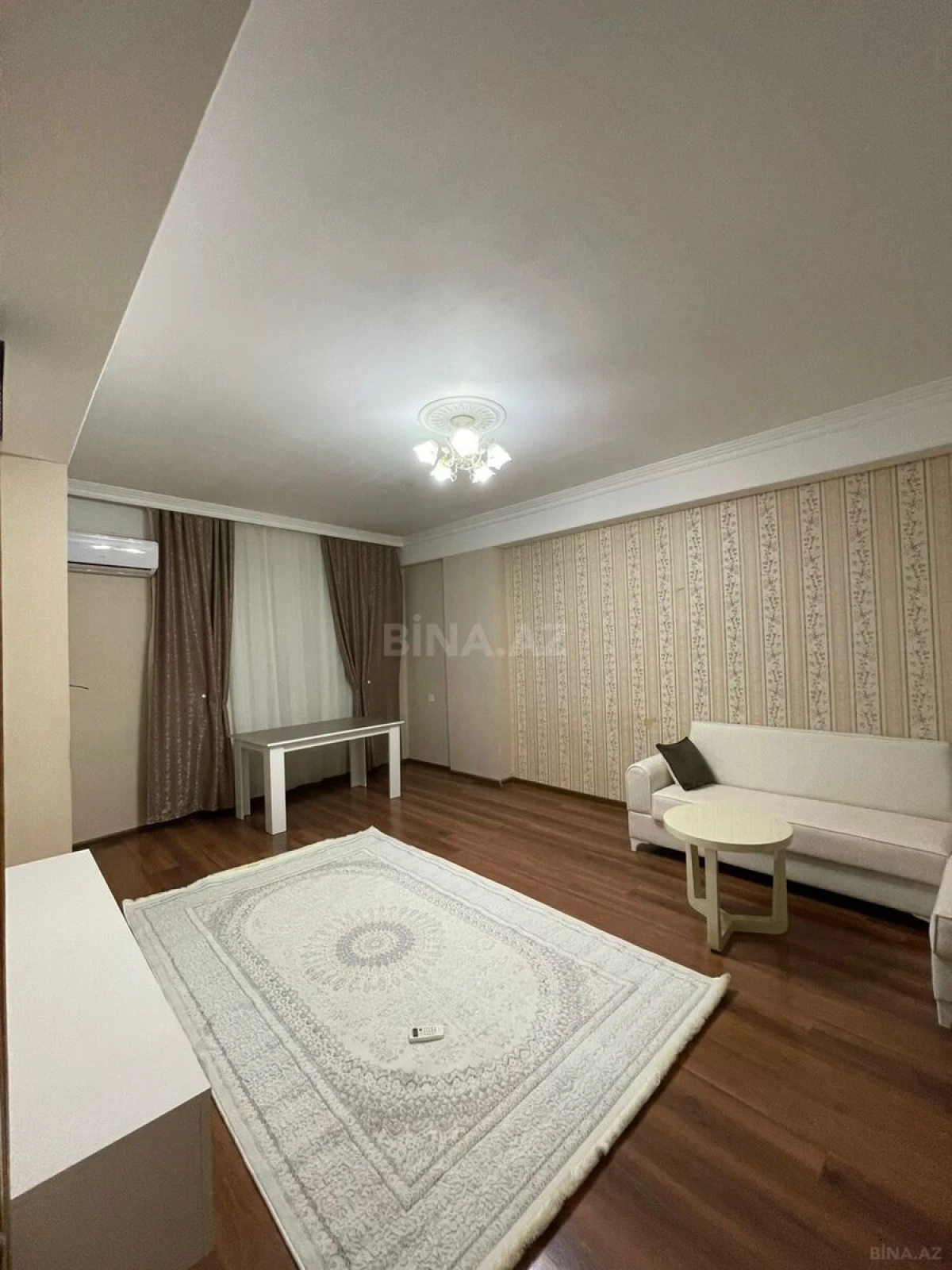 Satılır 2 otaqlı mənzil 64 m²
