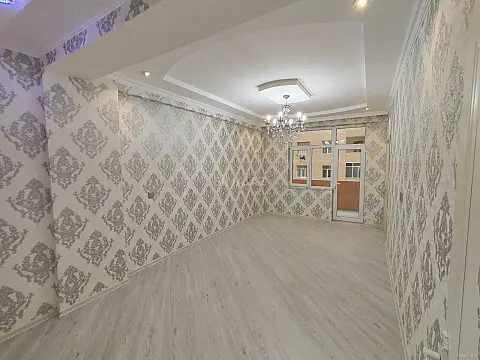 Satılır 2 otaqlı mənzil 61 m²