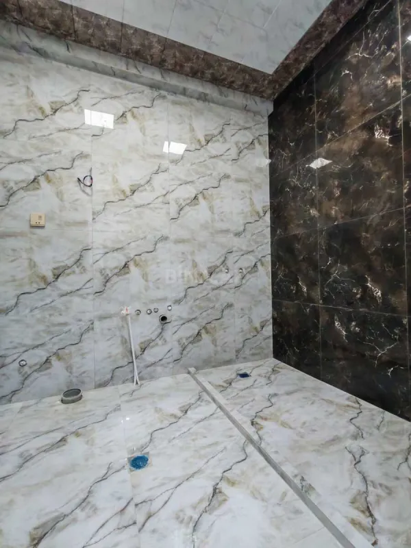 Satılır 2 otaqlı mənzil 61 m²