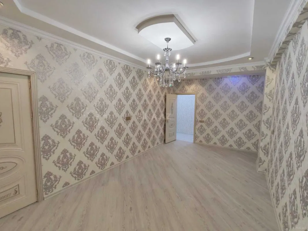 Satılır 2 otaqlı mənzil 61 m²