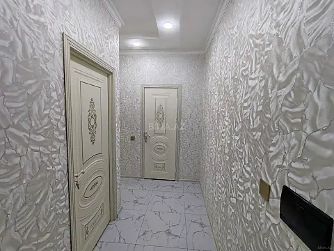 Satılır 2 otaqlı mənzil 61 m²