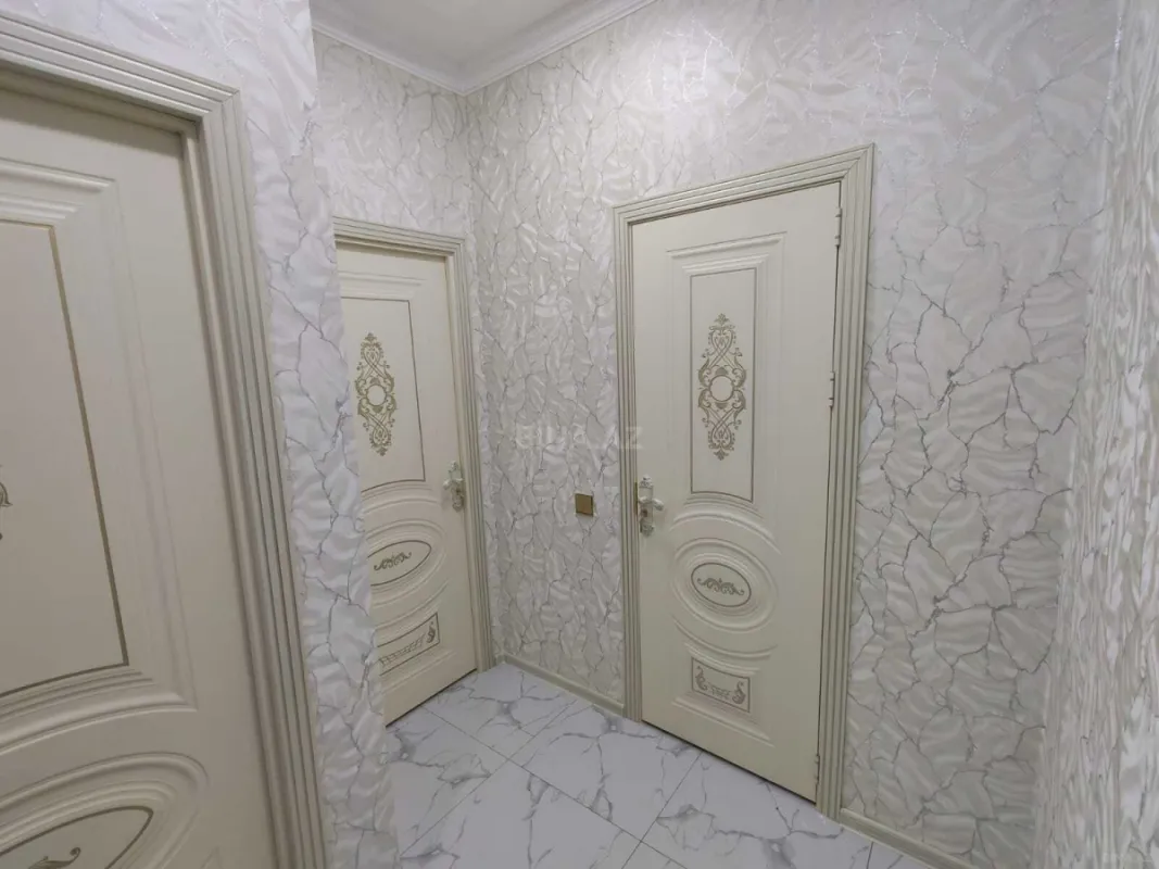 Satılır 2 otaqlı mənzil 61 m²