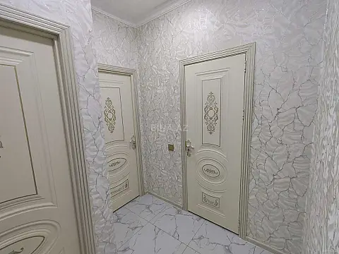 Satılır 2 otaqlı mənzil 61 m²