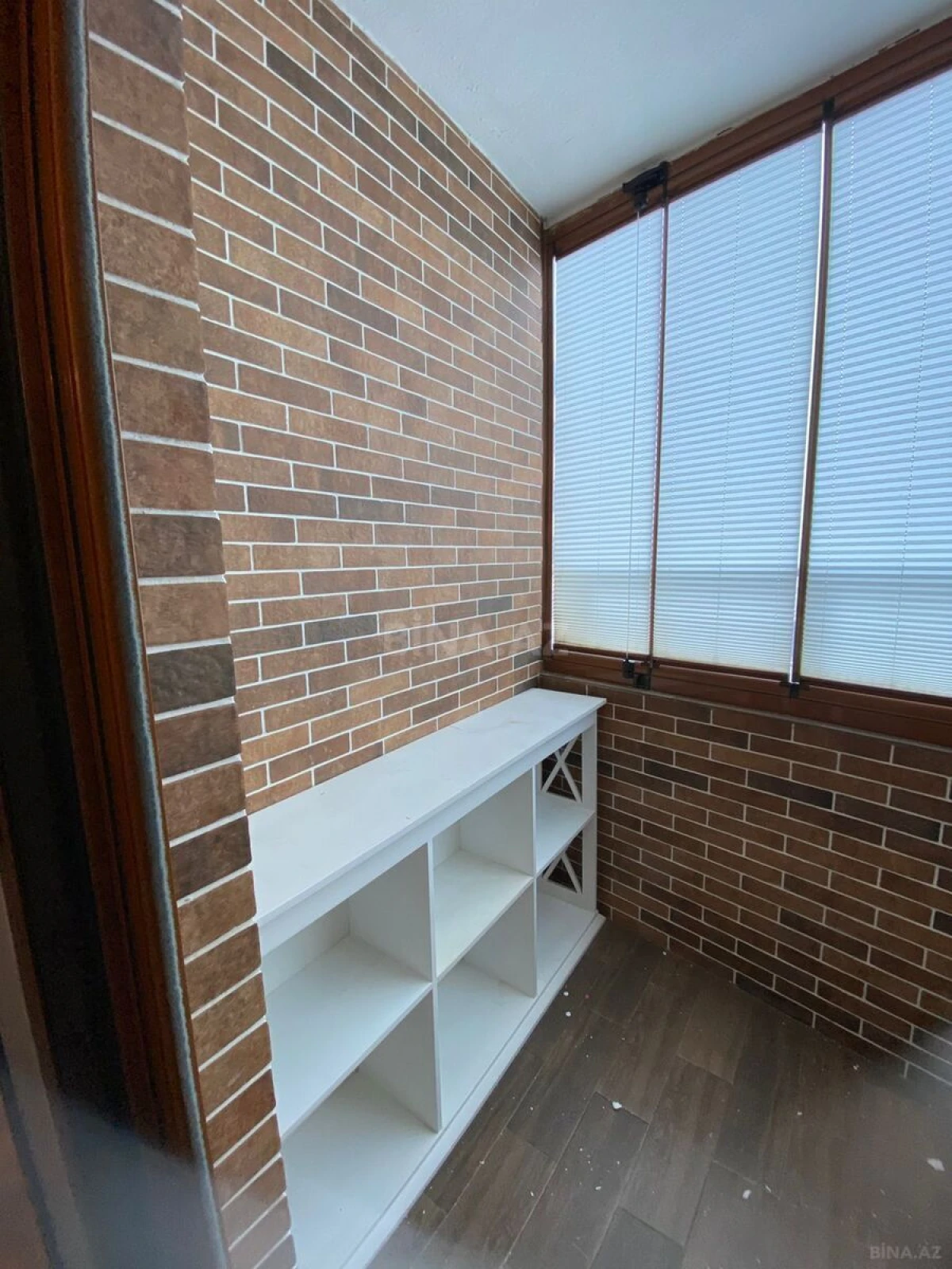 Satılır 4 otaqlı mənzil 125 m²