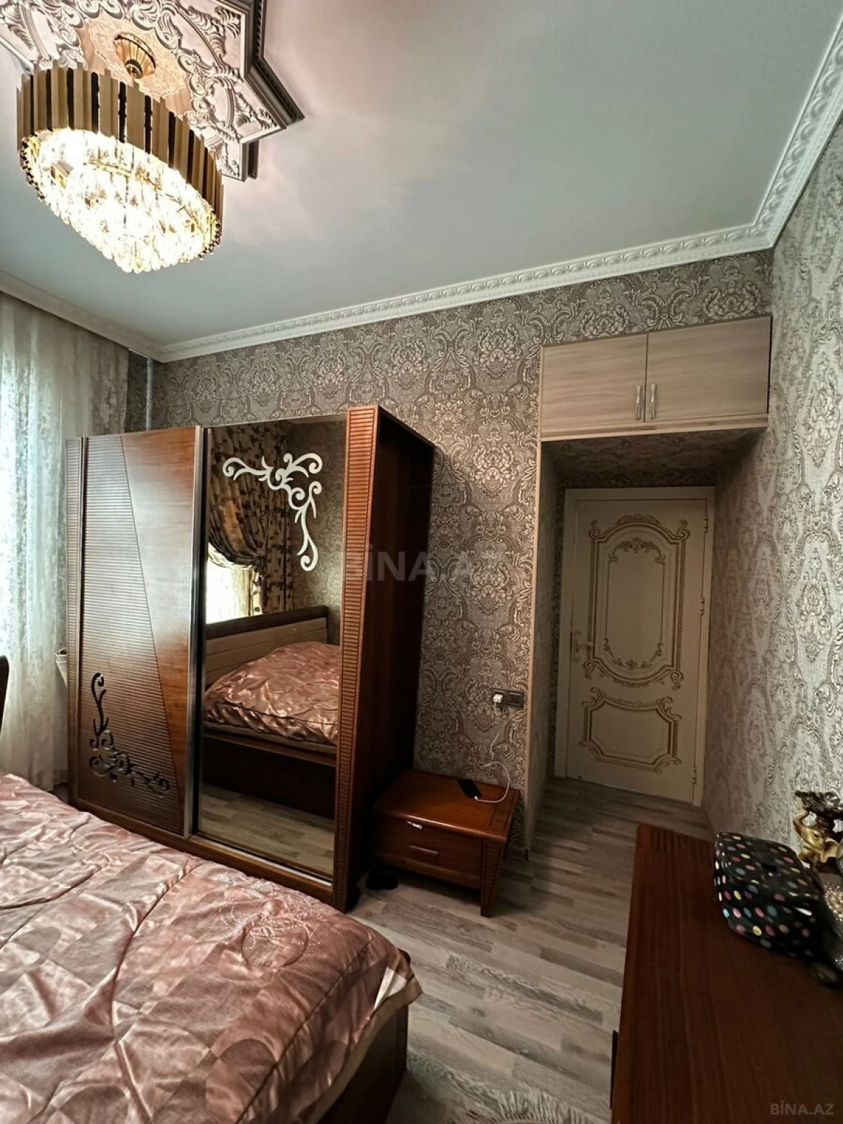 Satılır 4 otaqlı həyət evi 307 m²