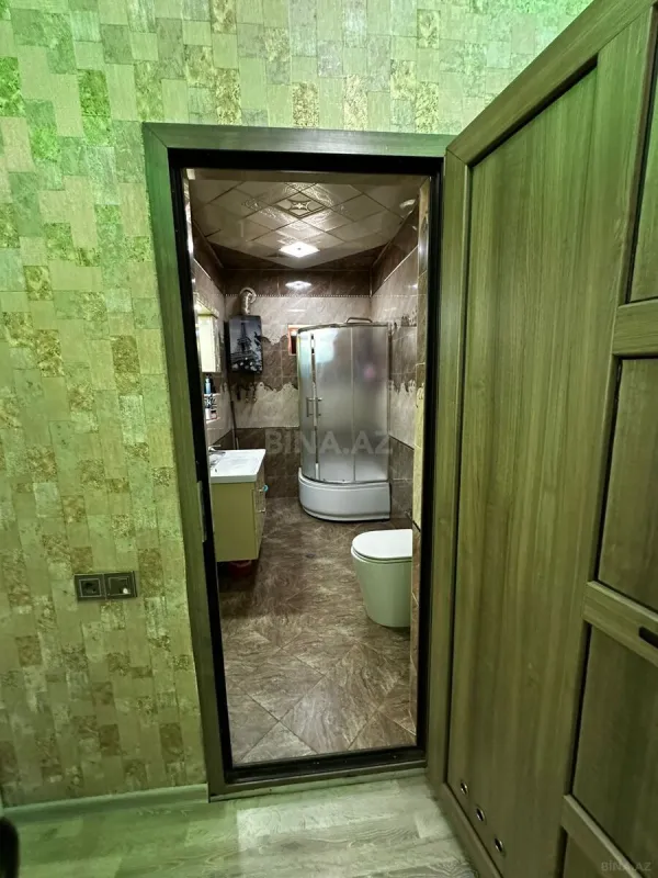 Satılır 4 otaqlı həyət evi 307 m²