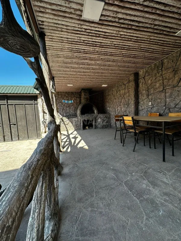 Satılır 4 otaqlı həyət evi 307 m²