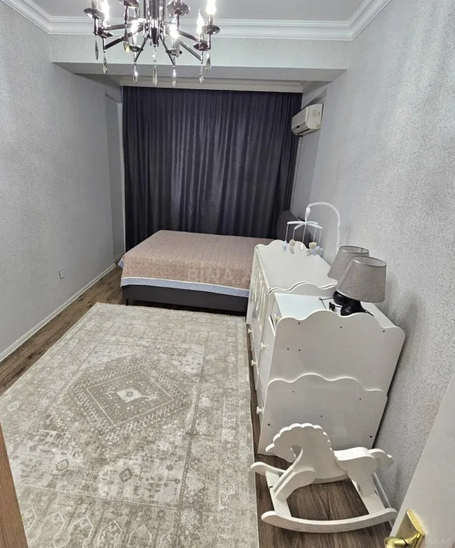 Satılır 2 otaqlı mənzil 66 m²