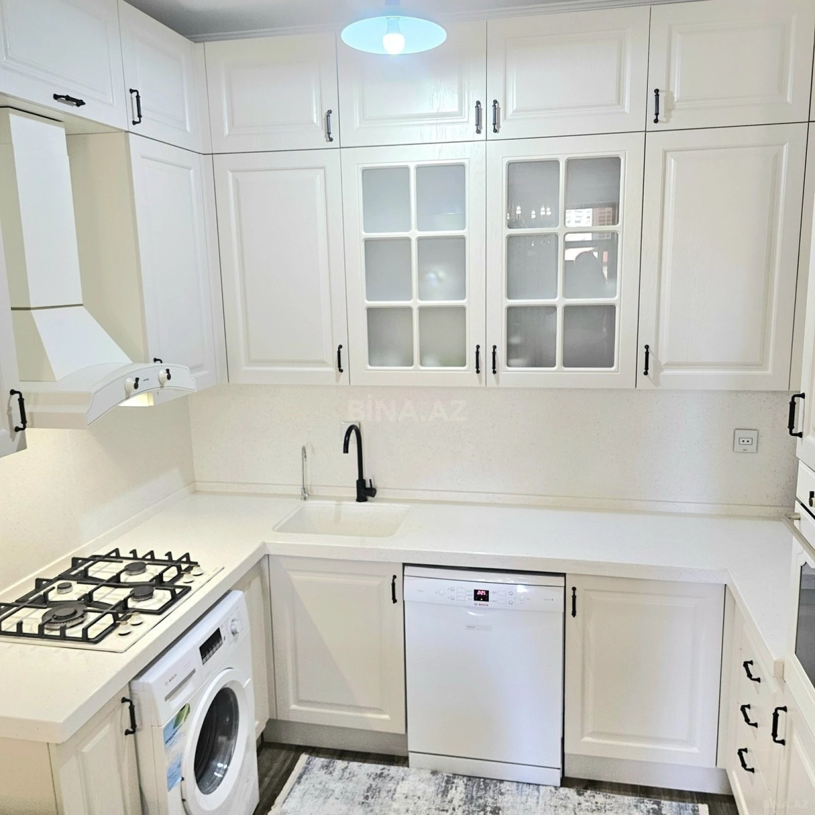 Satılır 2 otaqlı mənzil 66 m²