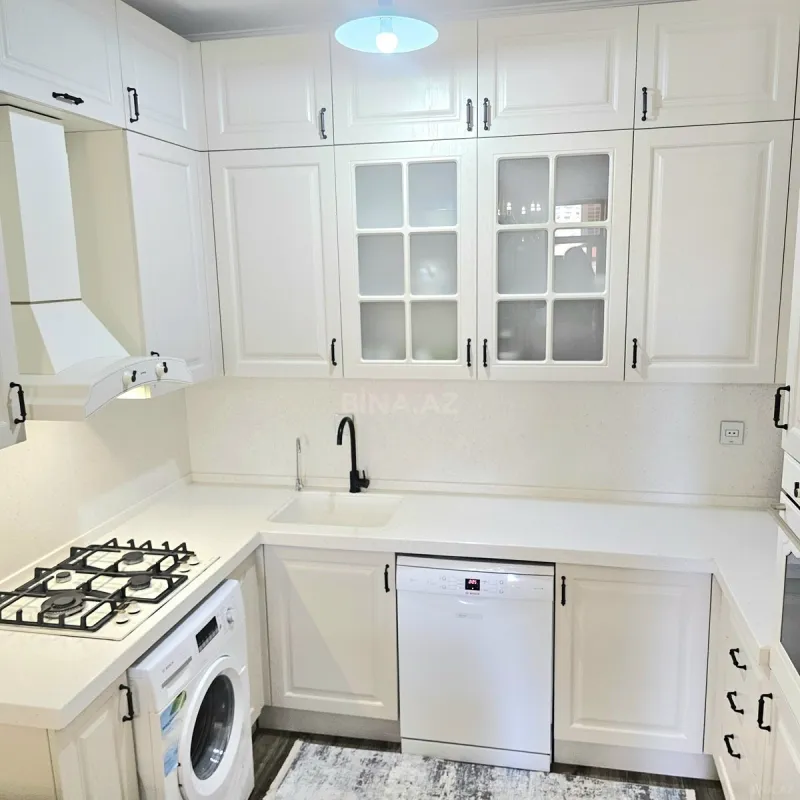 Satılır 2 otaqlı mənzil 66 m²