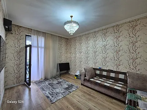 Satılır 2 otaqlı mənzil 69 m²