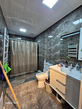 Satılır 2 otaqlı mənzil 69 m²