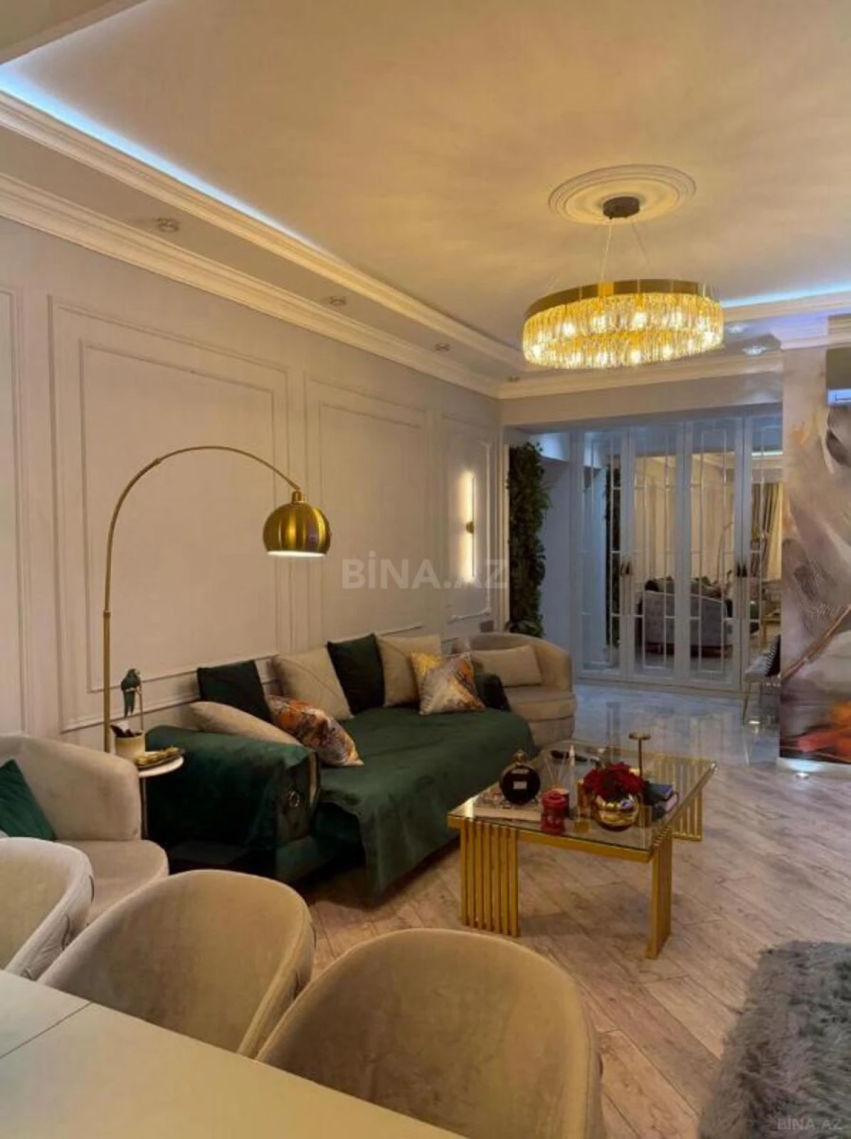 Satılır 3 otaqlı mənzil 107 m²