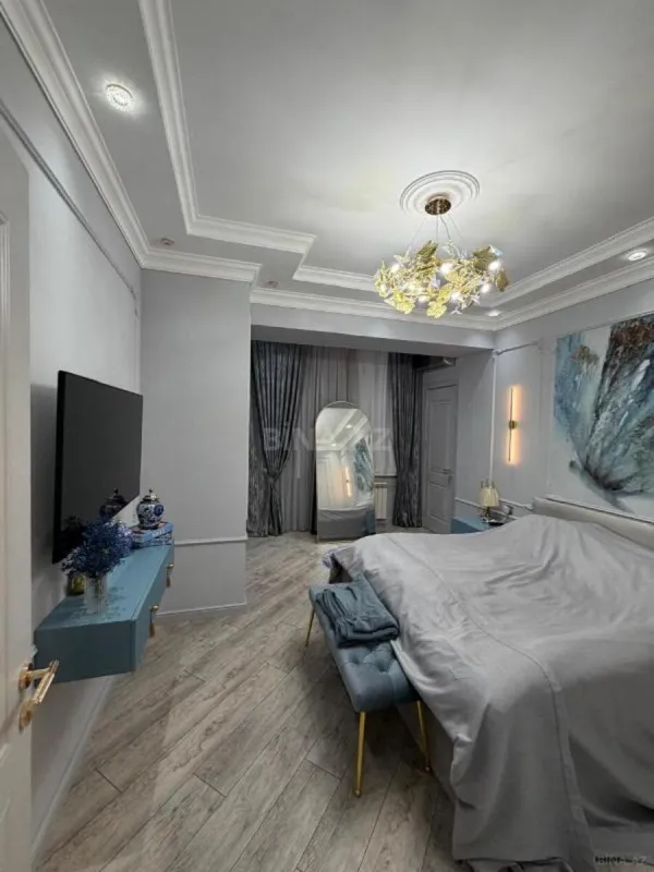 Satılır 3 otaqlı mənzil 107 m²