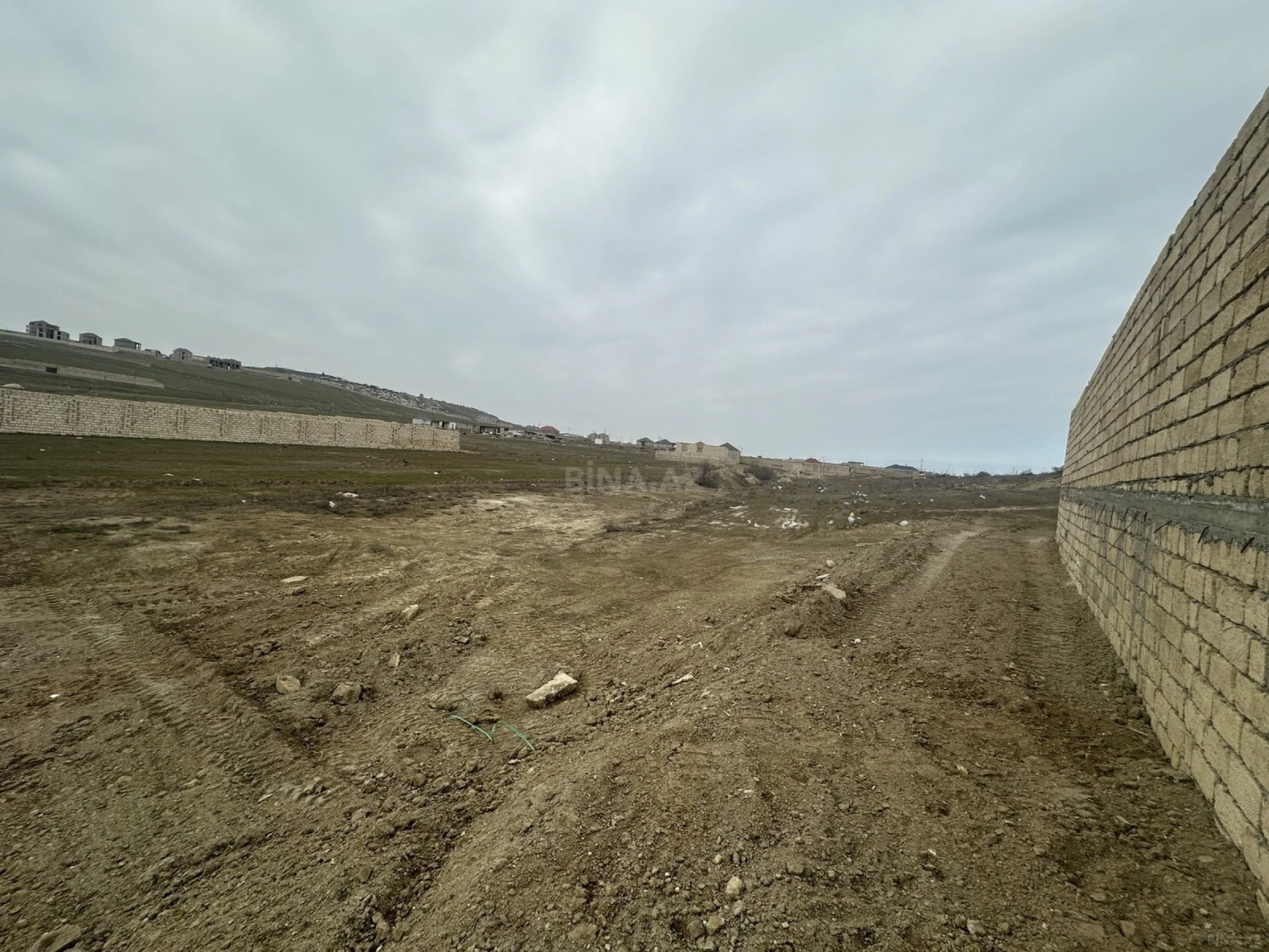 Satılır torpaq sahəsi 12 m²