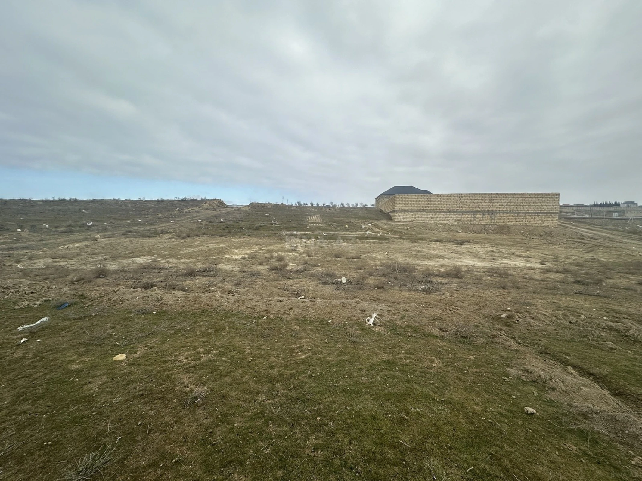 Satılır torpaq sahəsi 12 m²