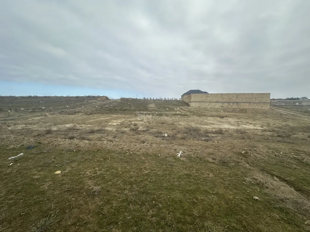 Satılır torpaq sahəsi 12 m²