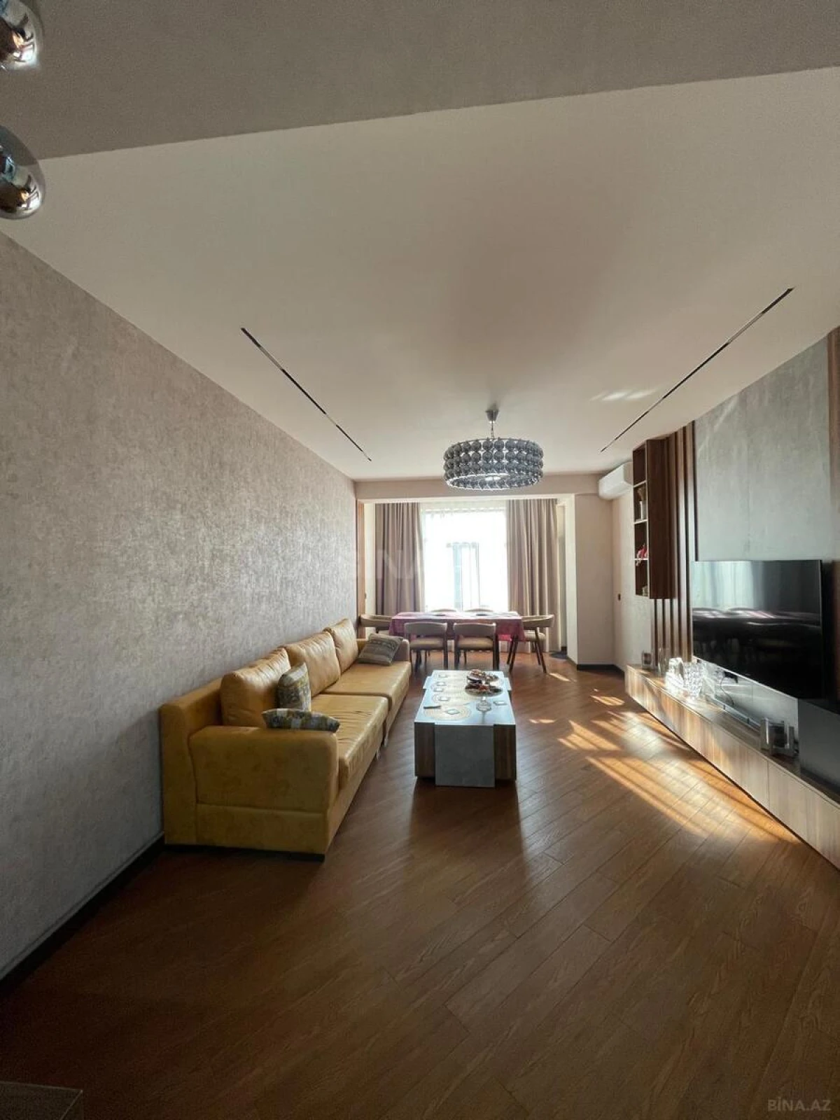 Kirayə verilir 3 otaqlı mənzil 91 m²