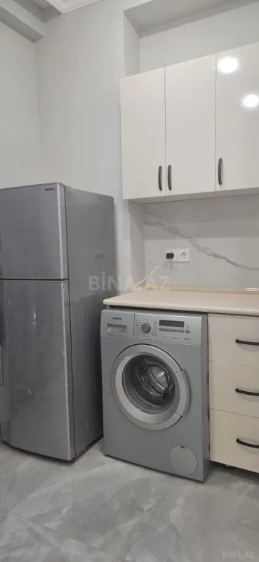 Kirayə verilir 2 otaqlı mənzil 67 m²