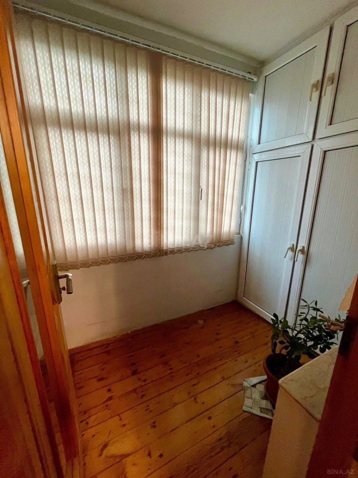 Satılır 3 otaqlı mənzil 70 m²
