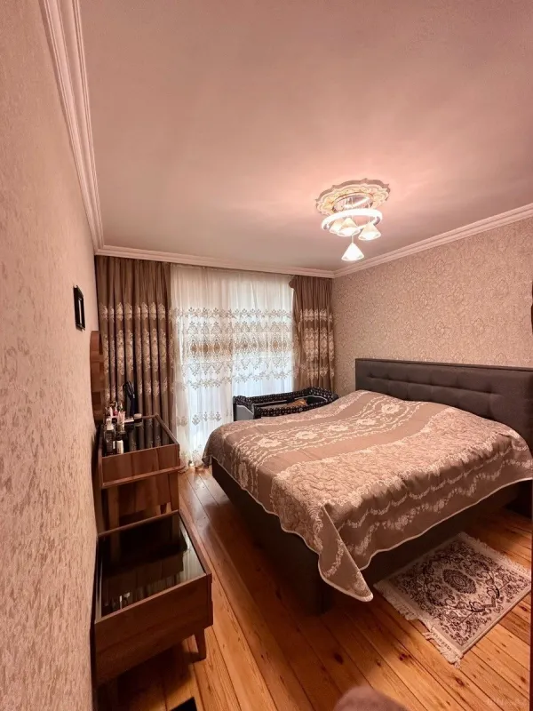 Satılır 3 otaqlı mənzil 70 m²