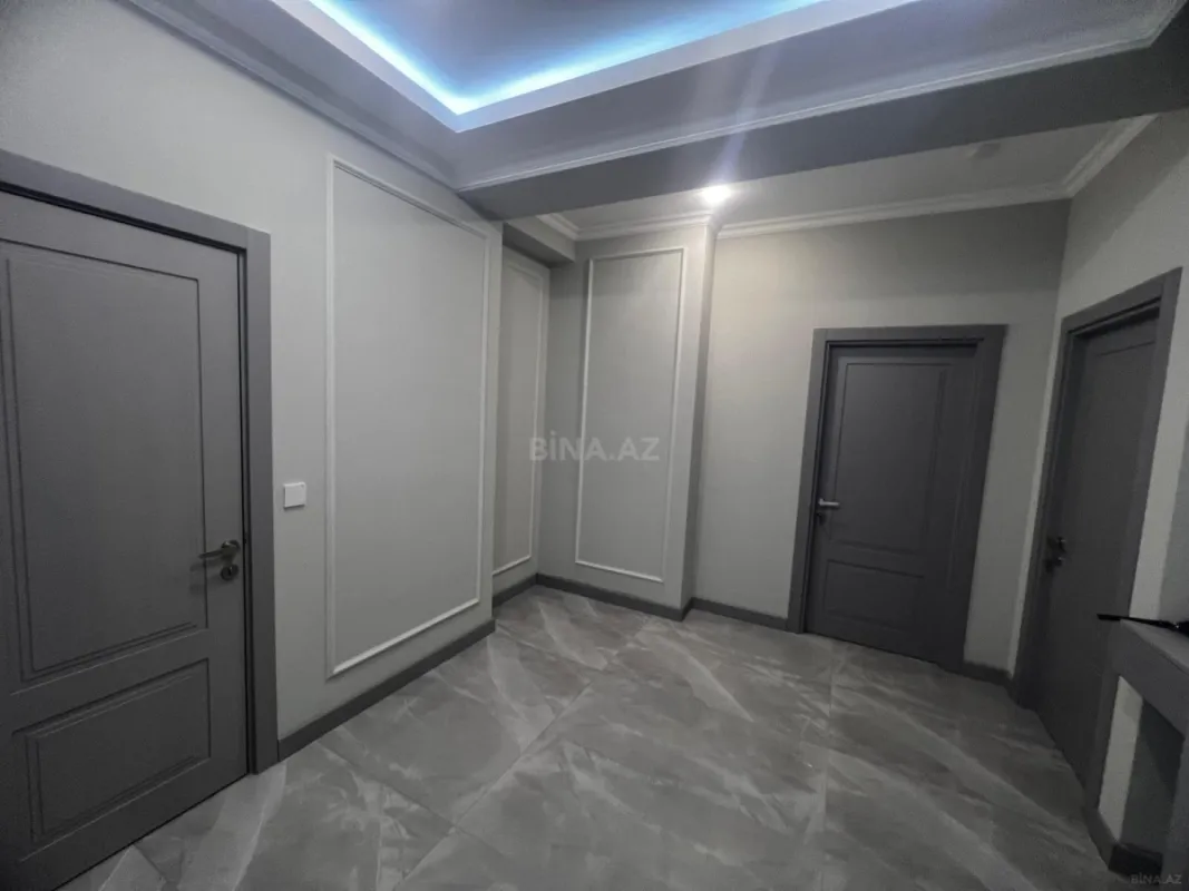 Kirayə verilir 2 otaqlı mənzil 67 m²