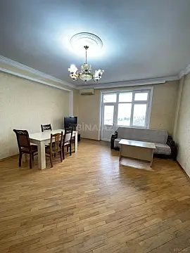Kirayə verilir 3 otaqlı mənzil 130 m²