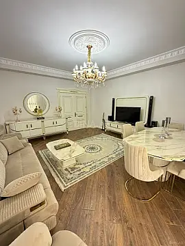 Satılır 4 otaqlı mənzil 165 m²