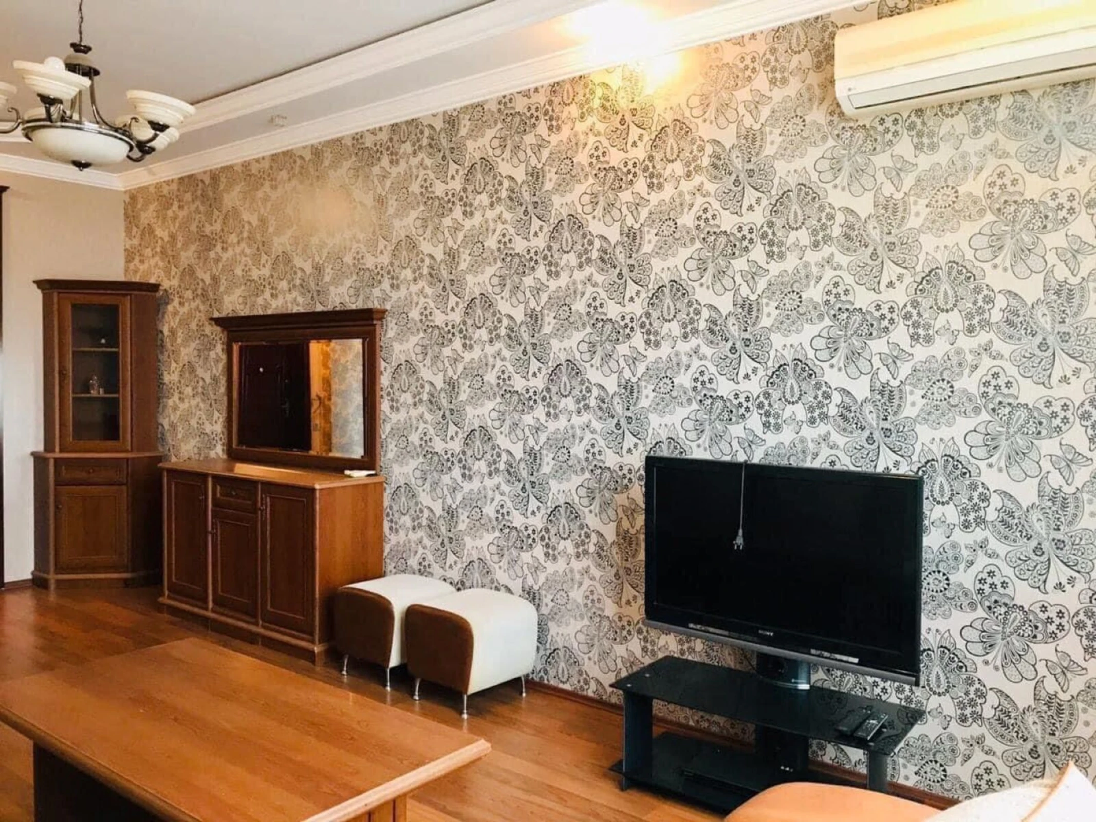 Kirayə verilir 3 otaqlı mənzil 100 m²