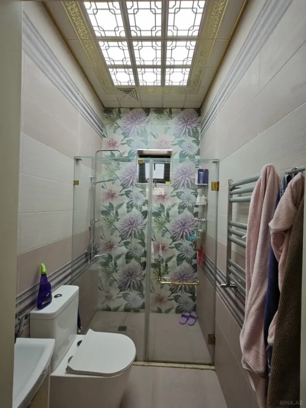 Satılır 7 otaqlı həyət evi 470 m²