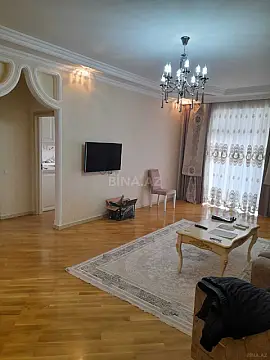 Kirayə verilir 3 otaqlı mənzil 110 m²