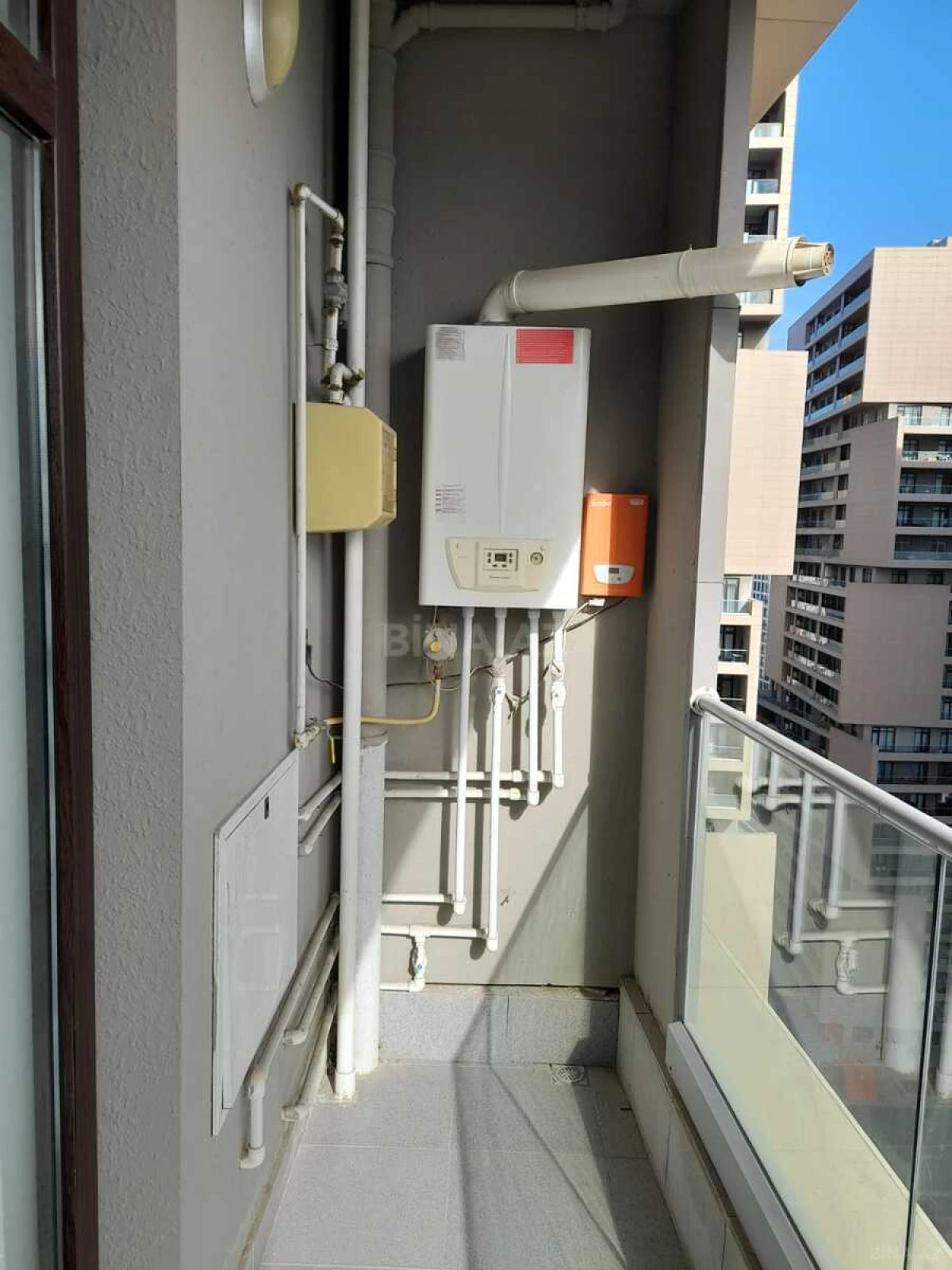 Kirayə verilir 3 otaqlı mənzil 110 m²