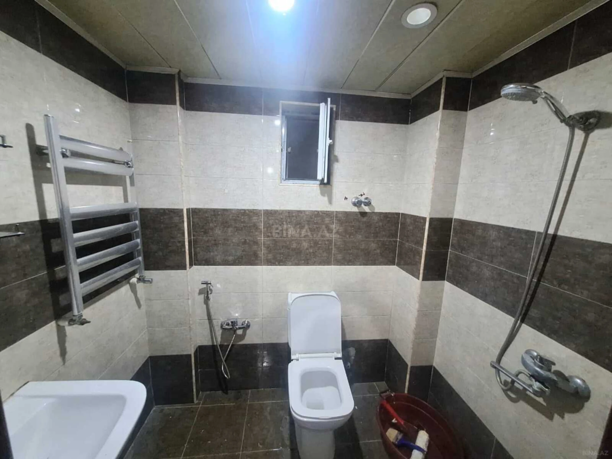Kirayə verilir 2 otaqlı mənzil 62 m²