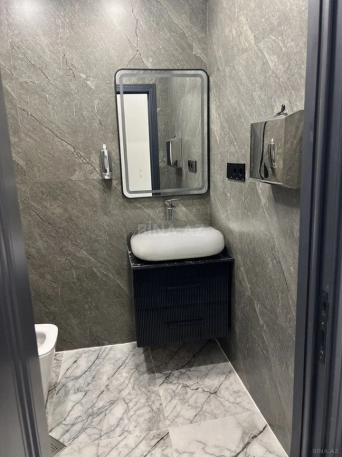 Kirayə verilir obyekt 110 m²