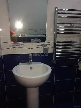 Kirayə verilir 2 otaqlı mənzil 70 m²