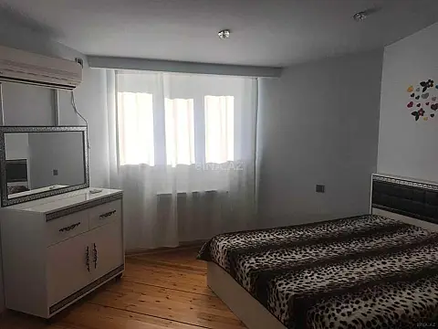 Kirayə verilir 2 otaqlı mənzil 70 m²