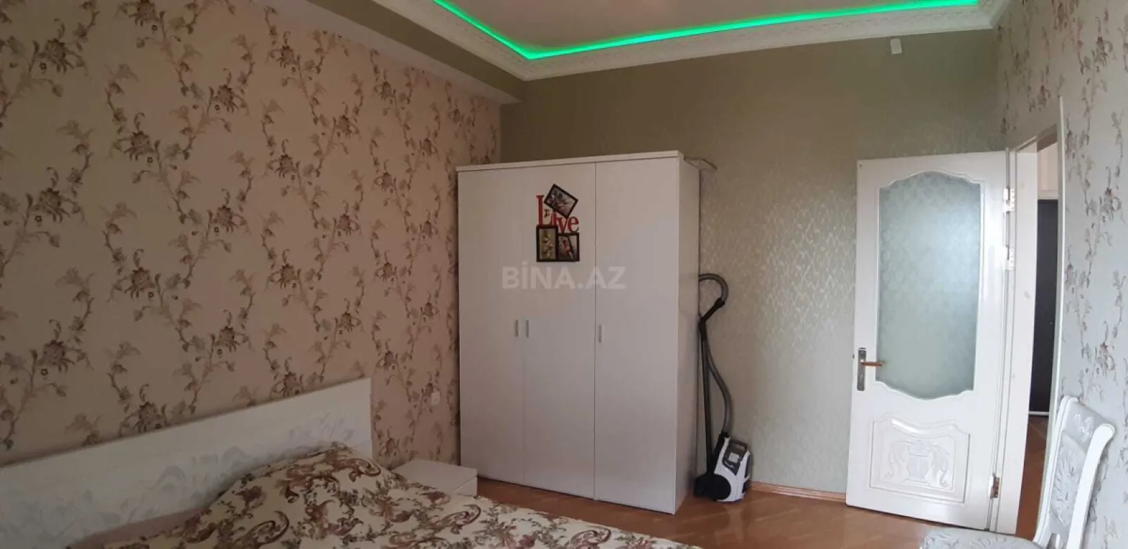 Kirayə verilir 2 otaqlı mənzil 75 m²